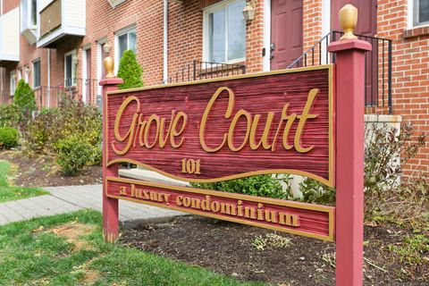 Tiny photo for 101 Grove Street #APT 24, Stamford, CT 06901 (MLS # 24137150)