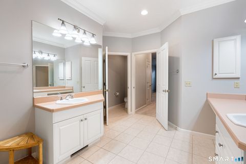 Tiny photo for 5 Pierson Green #5, Cromwell, CT 06416 (MLS # 24165999)