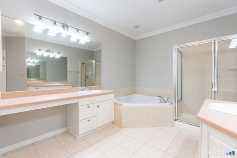 Tiny photo for 5 Pierson Green #5, Cromwell, CT 06416 (MLS # 24165999)