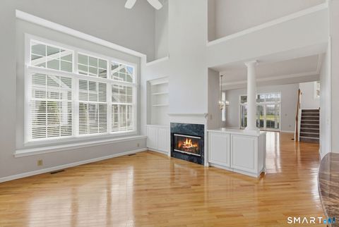 Tiny photo for 5 Pierson Green #5, Cromwell, CT 06416 (MLS # 24165999)