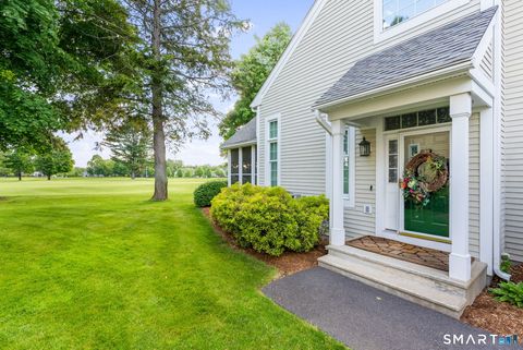 Tiny photo for 5 Pierson Green #5, Cromwell, CT 06416 (MLS # 24165999)