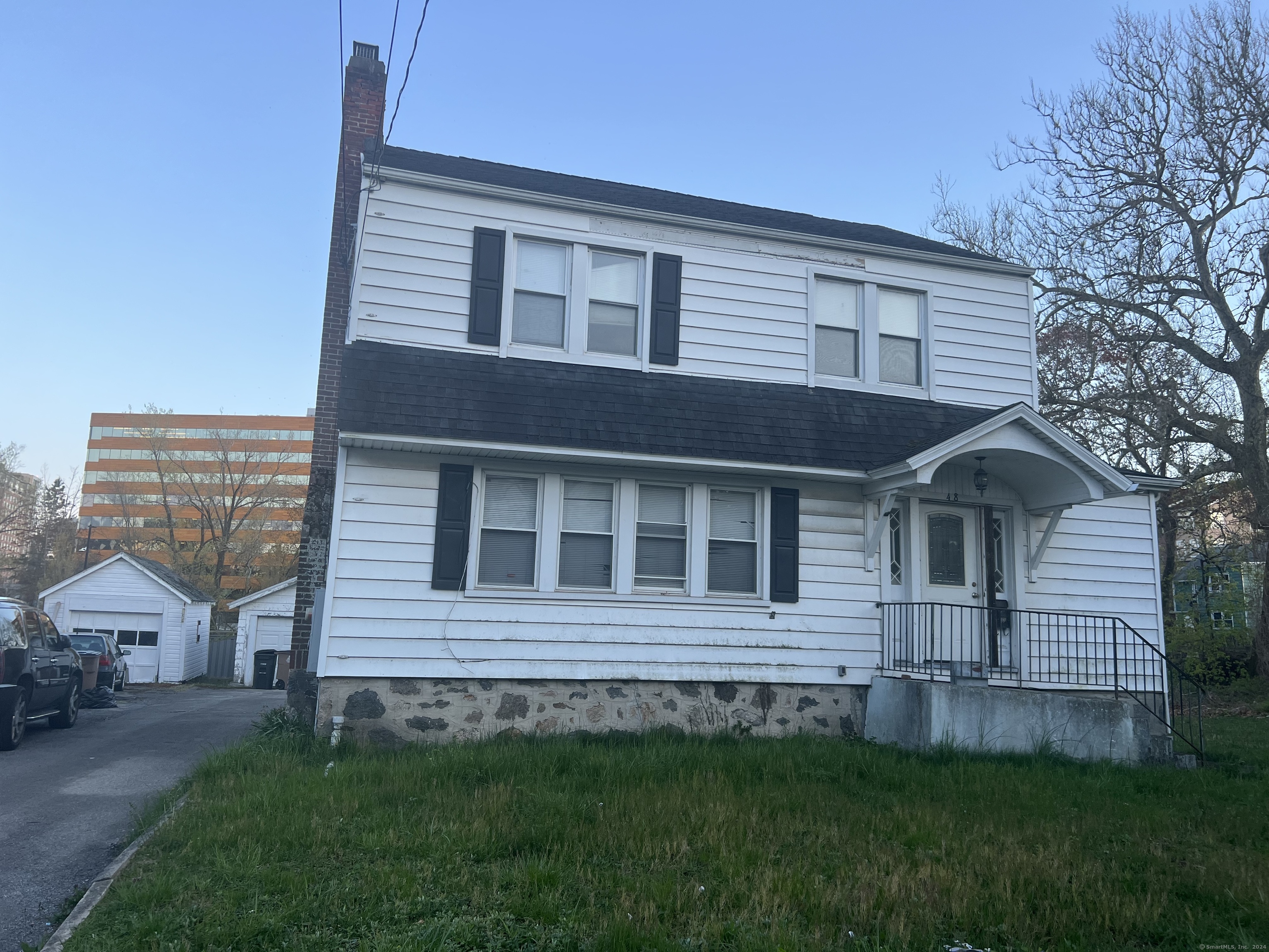 Property for Sale at 48 Vernon Place, Stamford, Connecticut - Bedrooms: 3 
Bathrooms: 3 
Rooms: 7  - $499,000