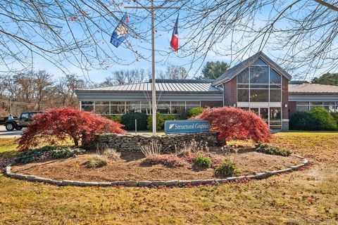 38 Plains Road Essex CT 06426