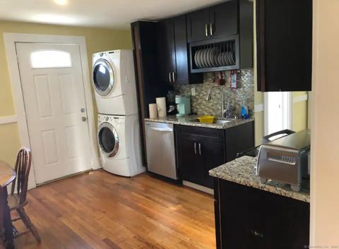 Photo of 75 Birdsey Avenue, Middletown, CT 06457 (MLS # 24150922)