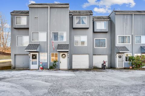 223 Thompson Street B East Haven CT 06513