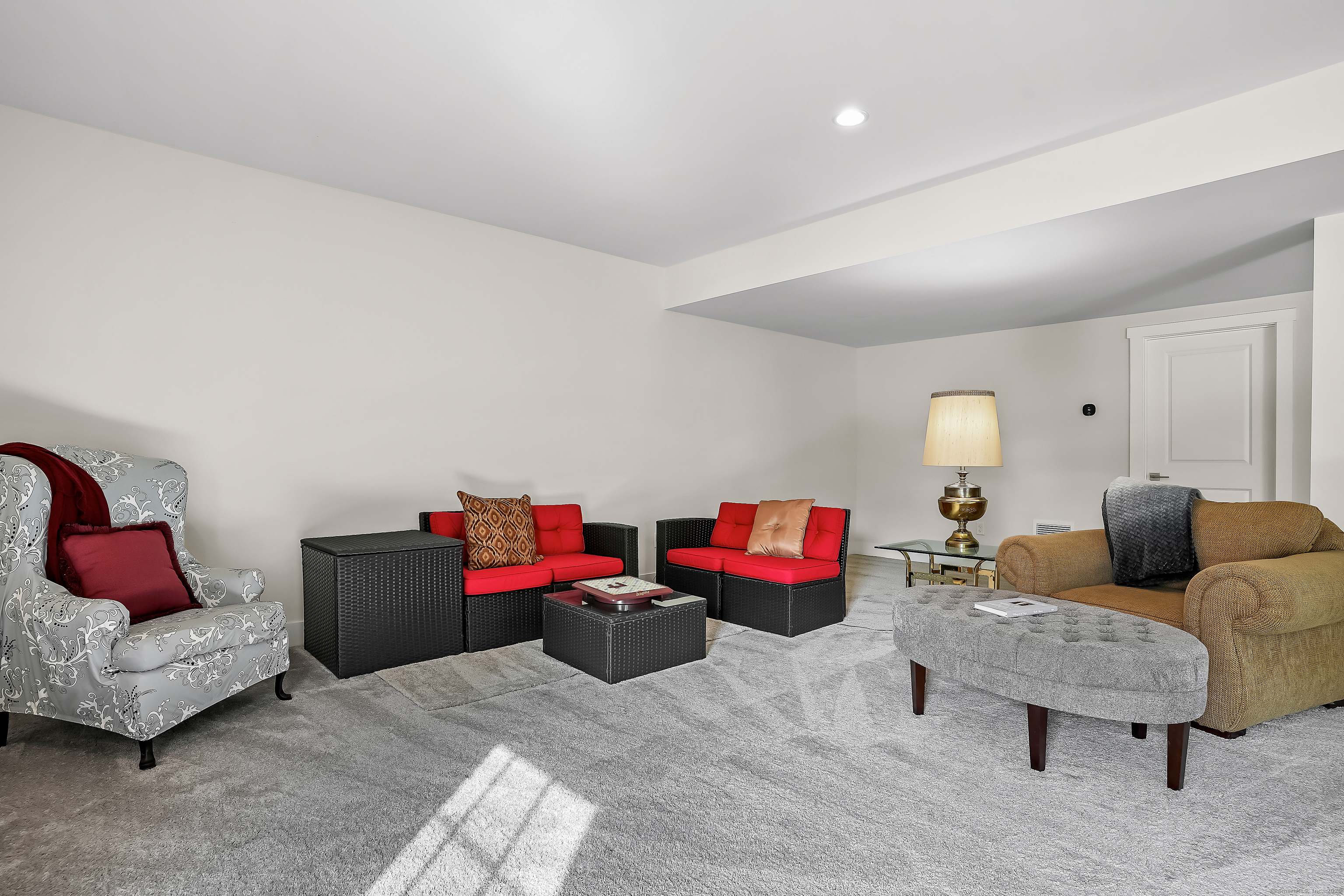 14 Enclave Circle #14, Newtown, Connecticut image 27
