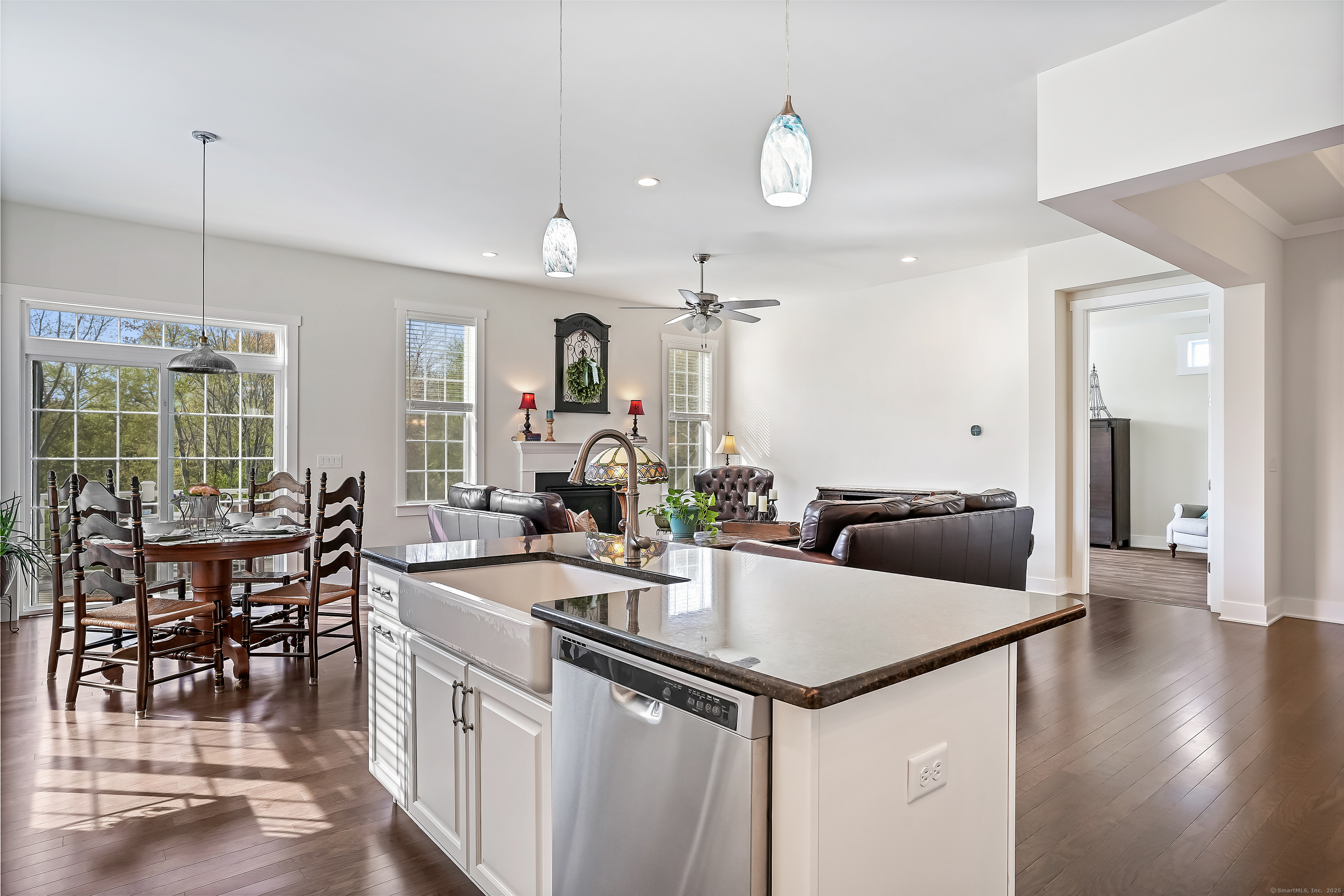 14 Enclave Circle #14, Newtown, Connecticut image 6
