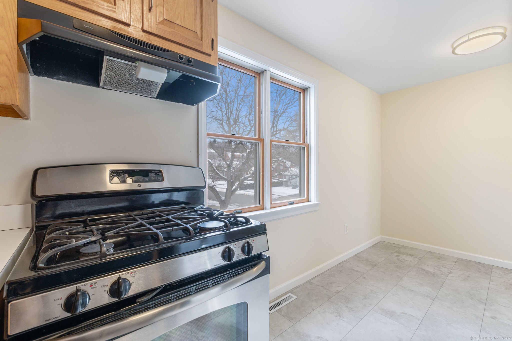 243 Lawlor Street #APT 1A, New Britain, Connecticut image 6