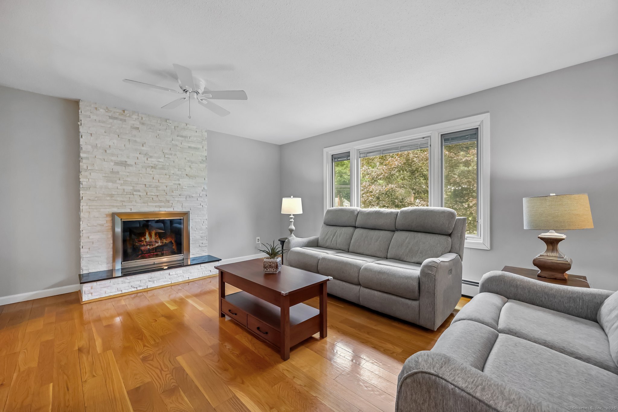 142 Raffia Road