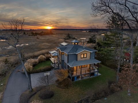 Photo of 28 Riverside Lane, Madison, CT 06443 (MLS # 24143372)