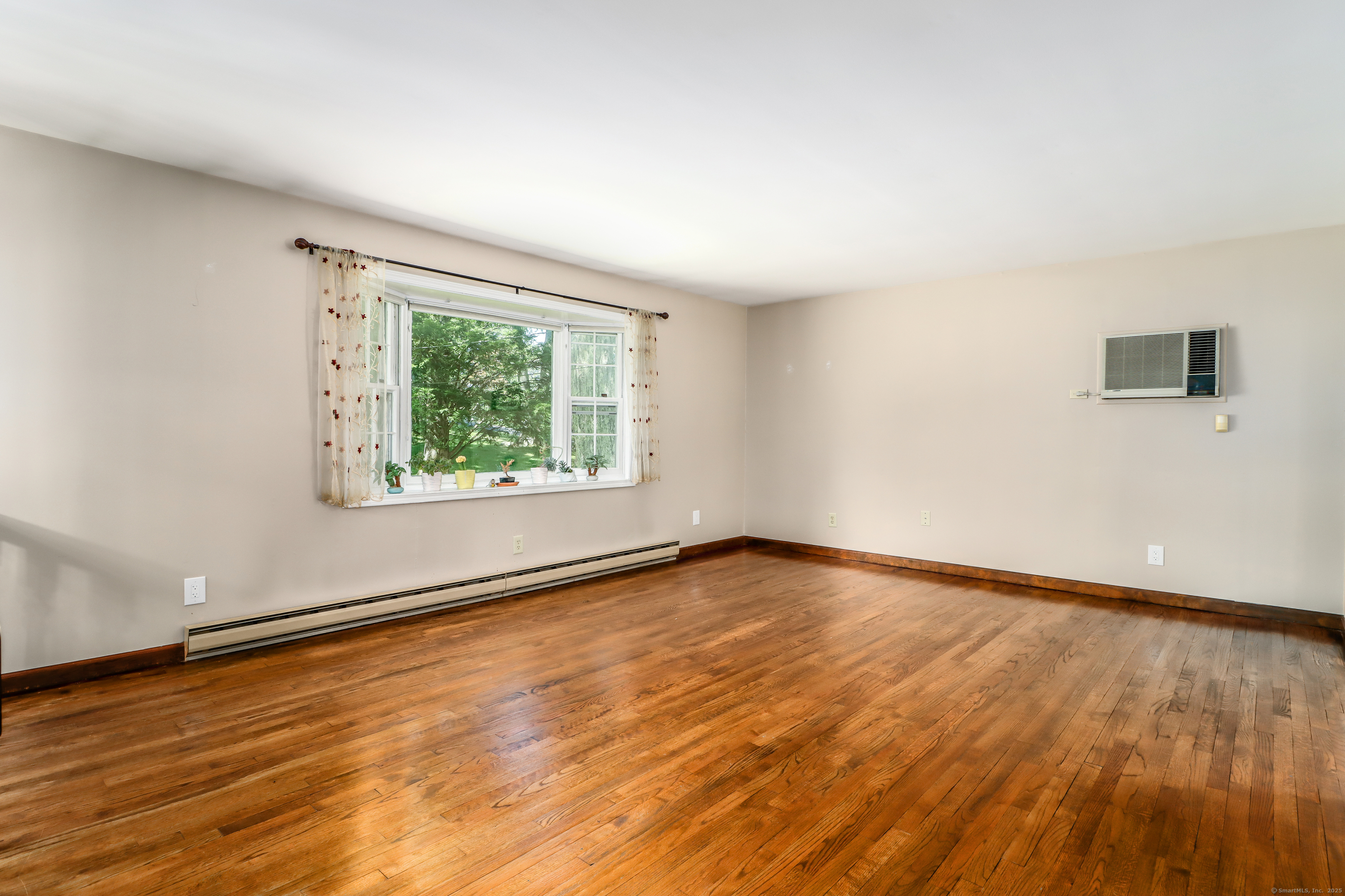 11 Chestnut Hill Drive