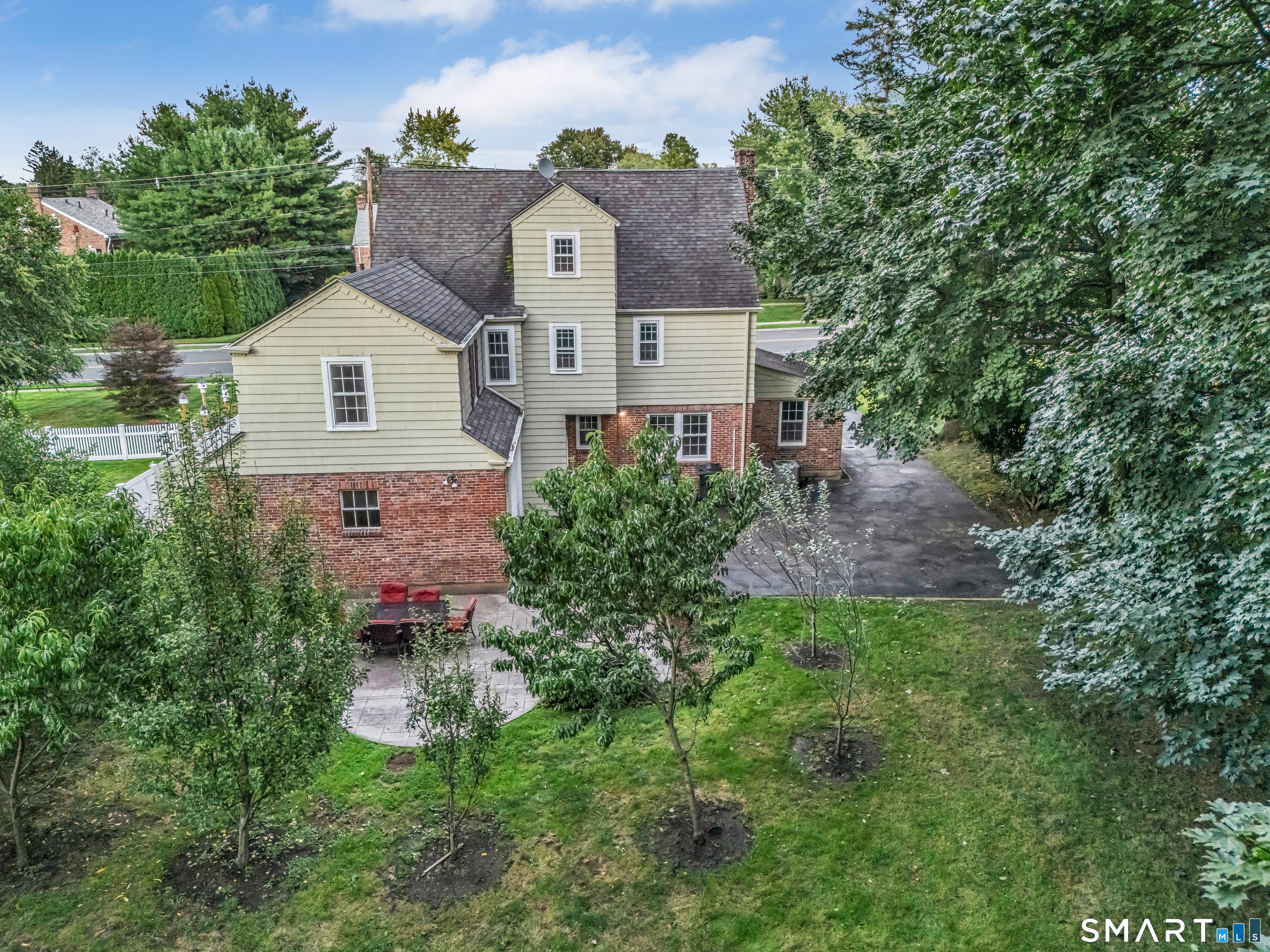 101 Ridgewood Road