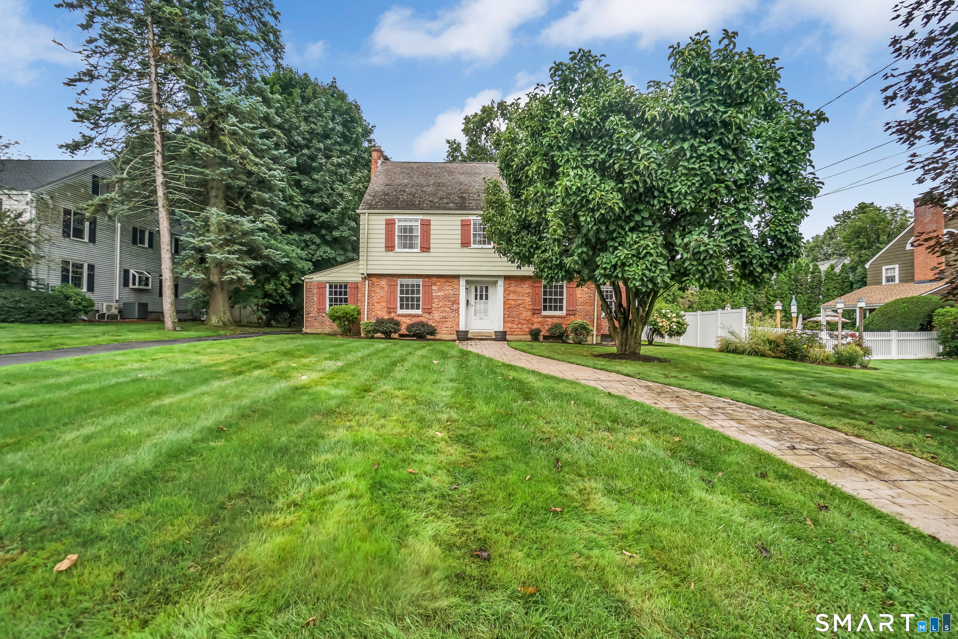 101 Ridgewood Road