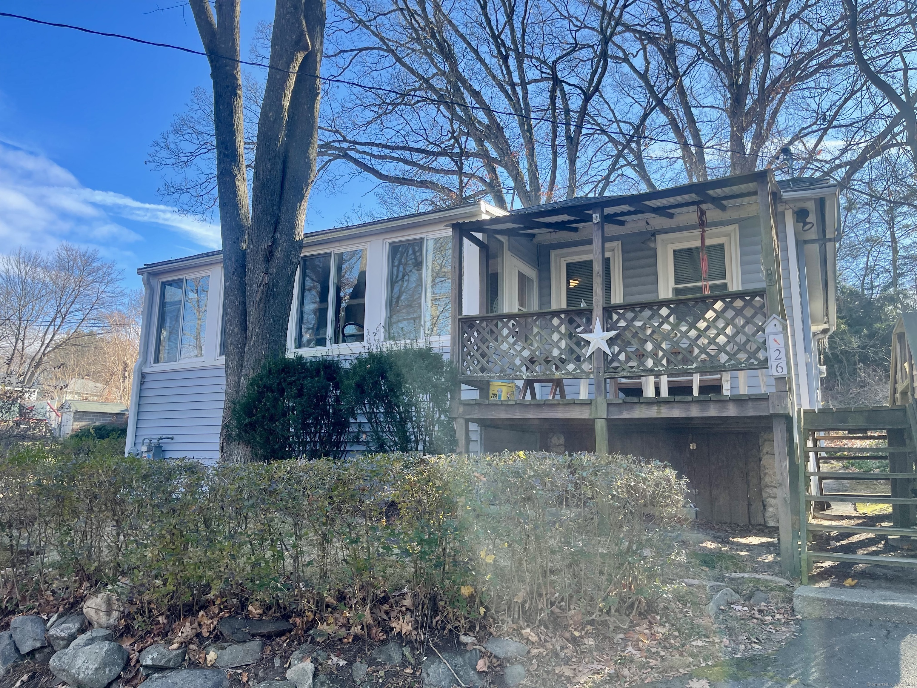 Fortuna Street, Waterbury, Connecticut - 1 Bedrooms  
1 Bathrooms  
5 Rooms - 