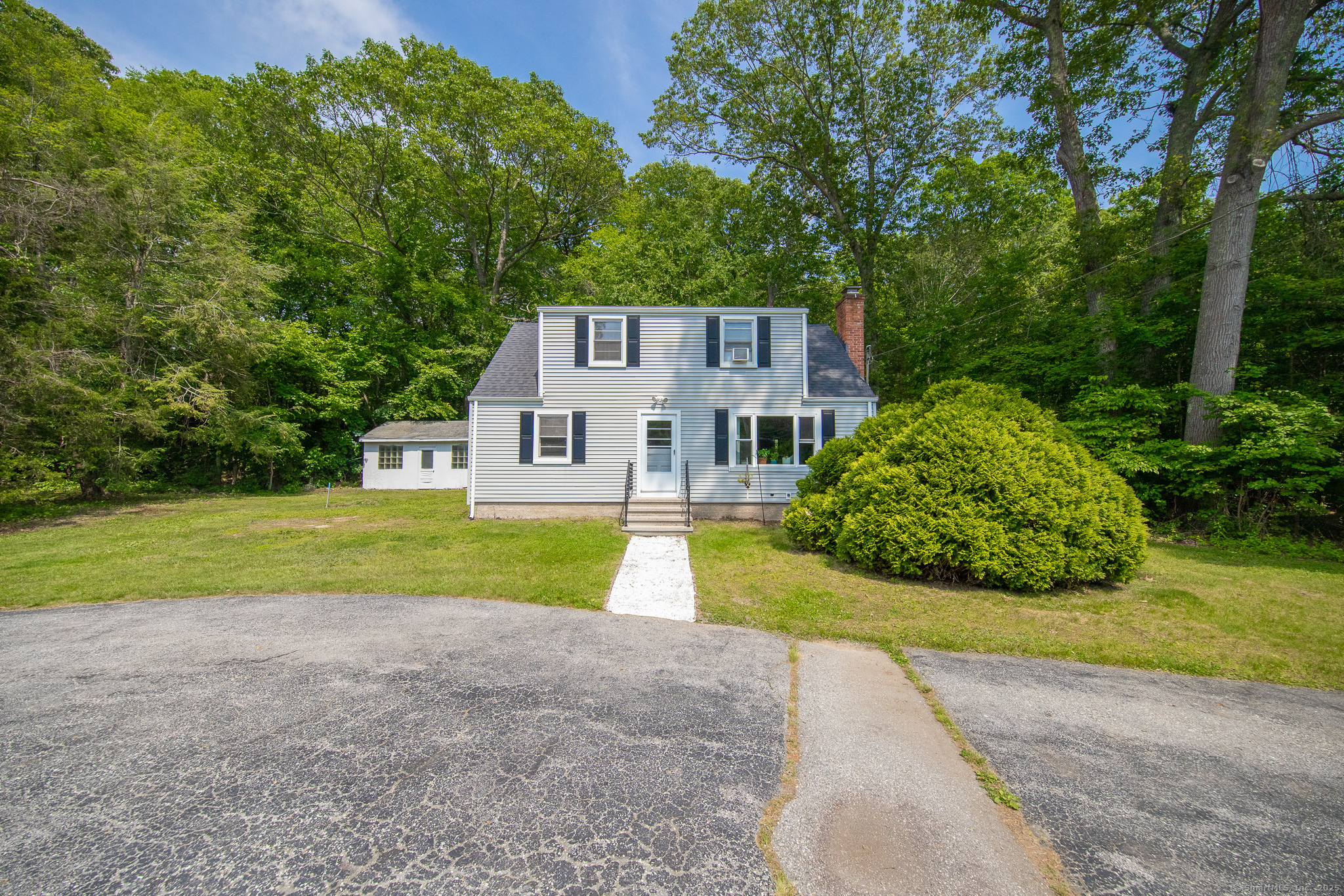 1375 North Road
