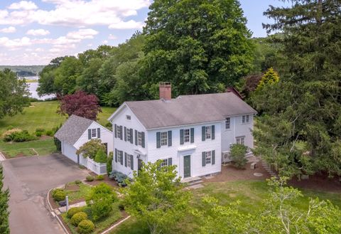 18 Benson Lane Essex CT 06426