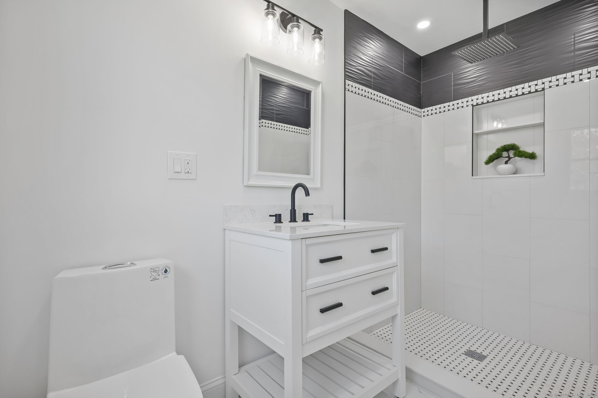 185 Newtown Avenue, Norwalk, Connecticut image 17