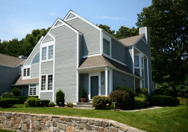 Photo 1 of 39 Hale Lane 39, Darien, Connecticut, $430,000, Web #: 99072696