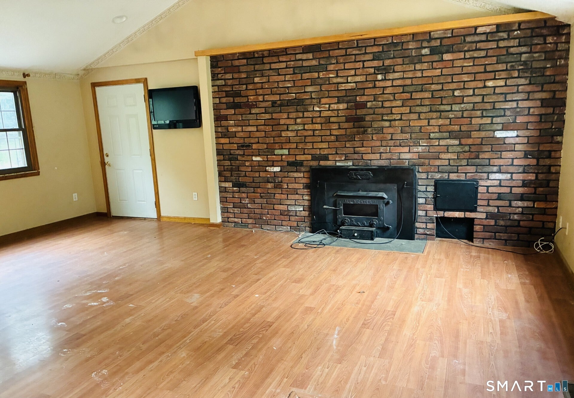 319 Lebanon Avenue