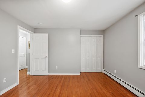 Tiny photo for 220 Lasalle Street #B4, New Britain, CT 06051 (MLS # 24133470)