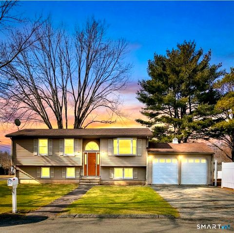 Tiny photo for 6 Vernon Court, Milford, CT 06461 (MLS # 24148072)