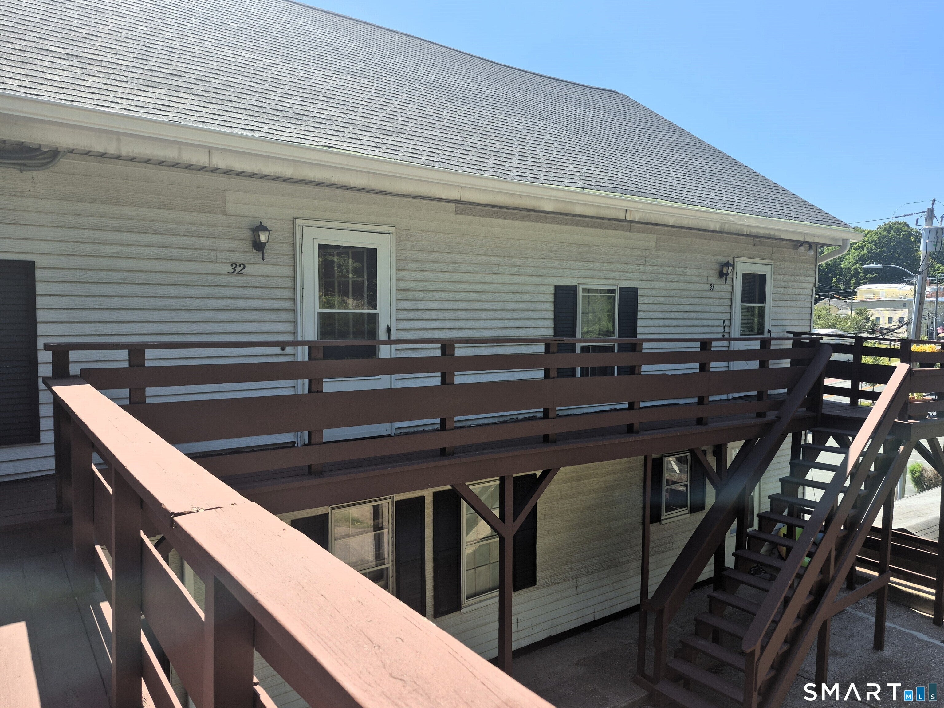 1218 Main Street 32
