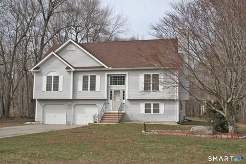 75 Brindlewood Path Colchester CT 06415