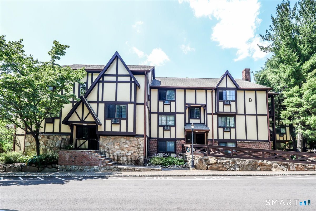 50 Aiken Street 456