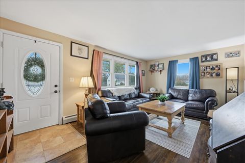 Tiny photo for 13 Plaza Street, Brooklyn, CT 06234 (MLS # 24138505)