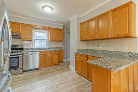 Tiny photo for 43 Dartmouth Avenue, West Hartford, CT 06110 (MLS # 24133963)