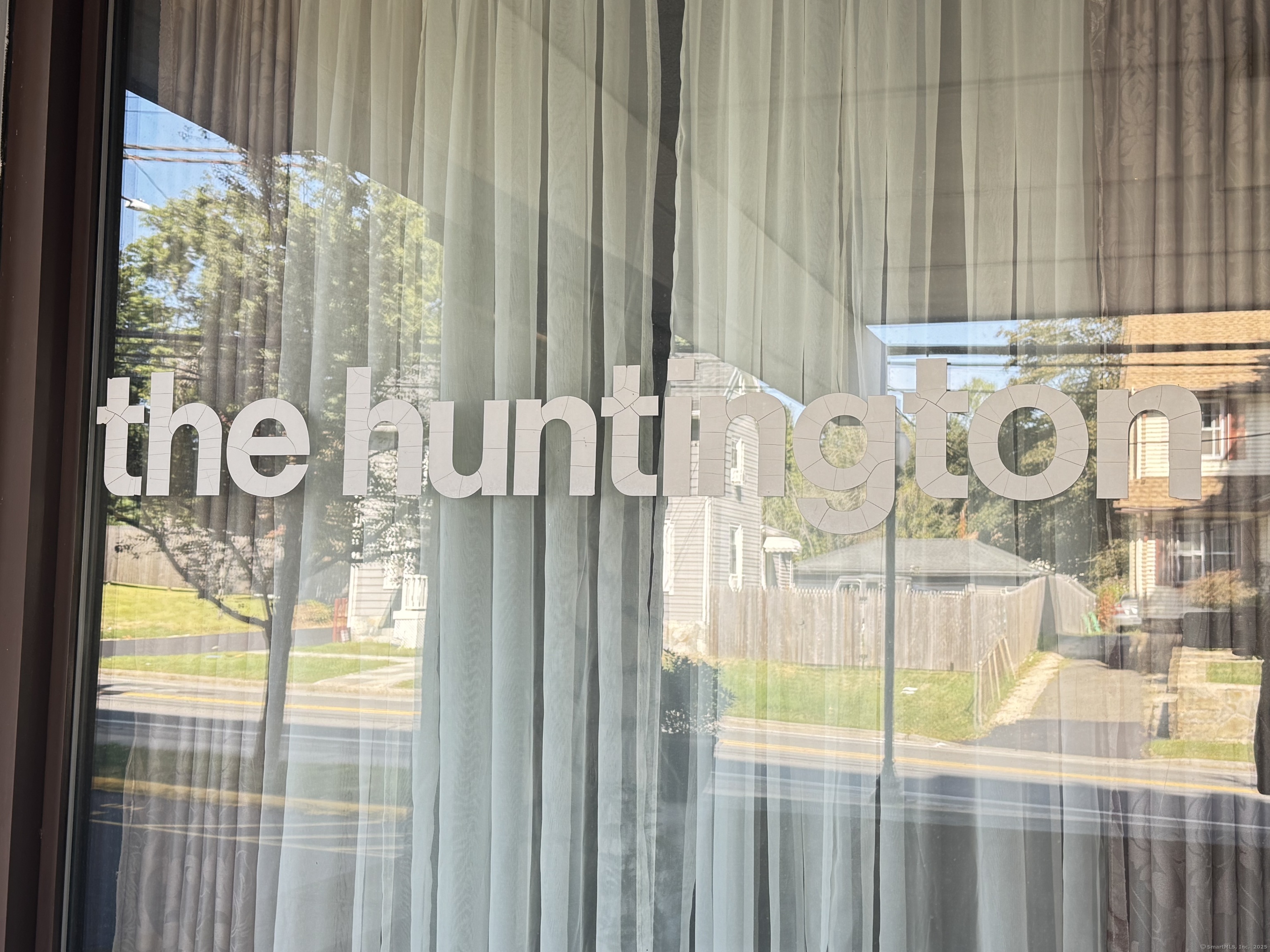 120 Huntington Turnpike 801