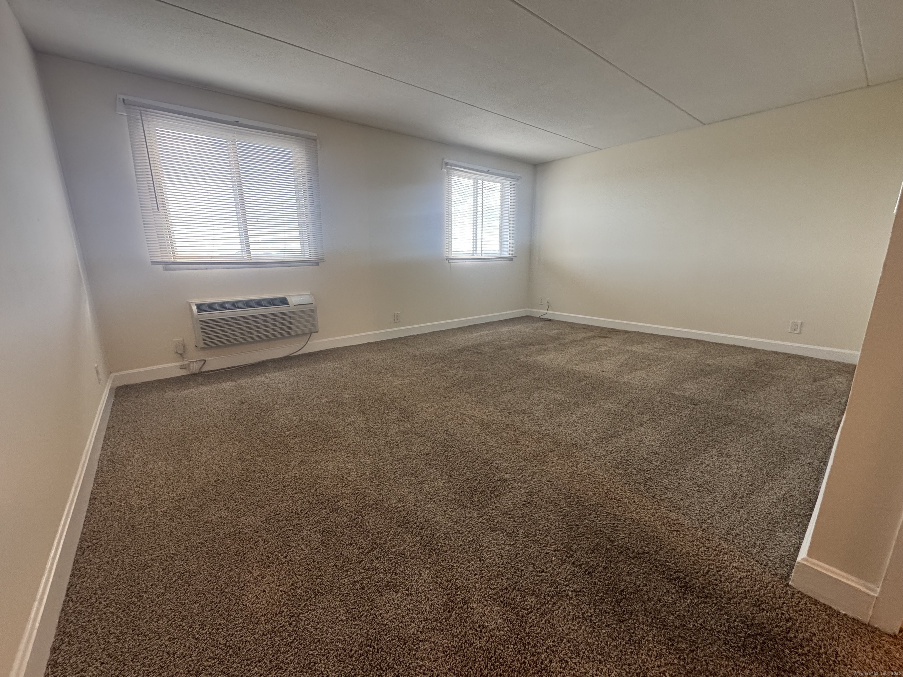 120 Huntington Turnpike 801