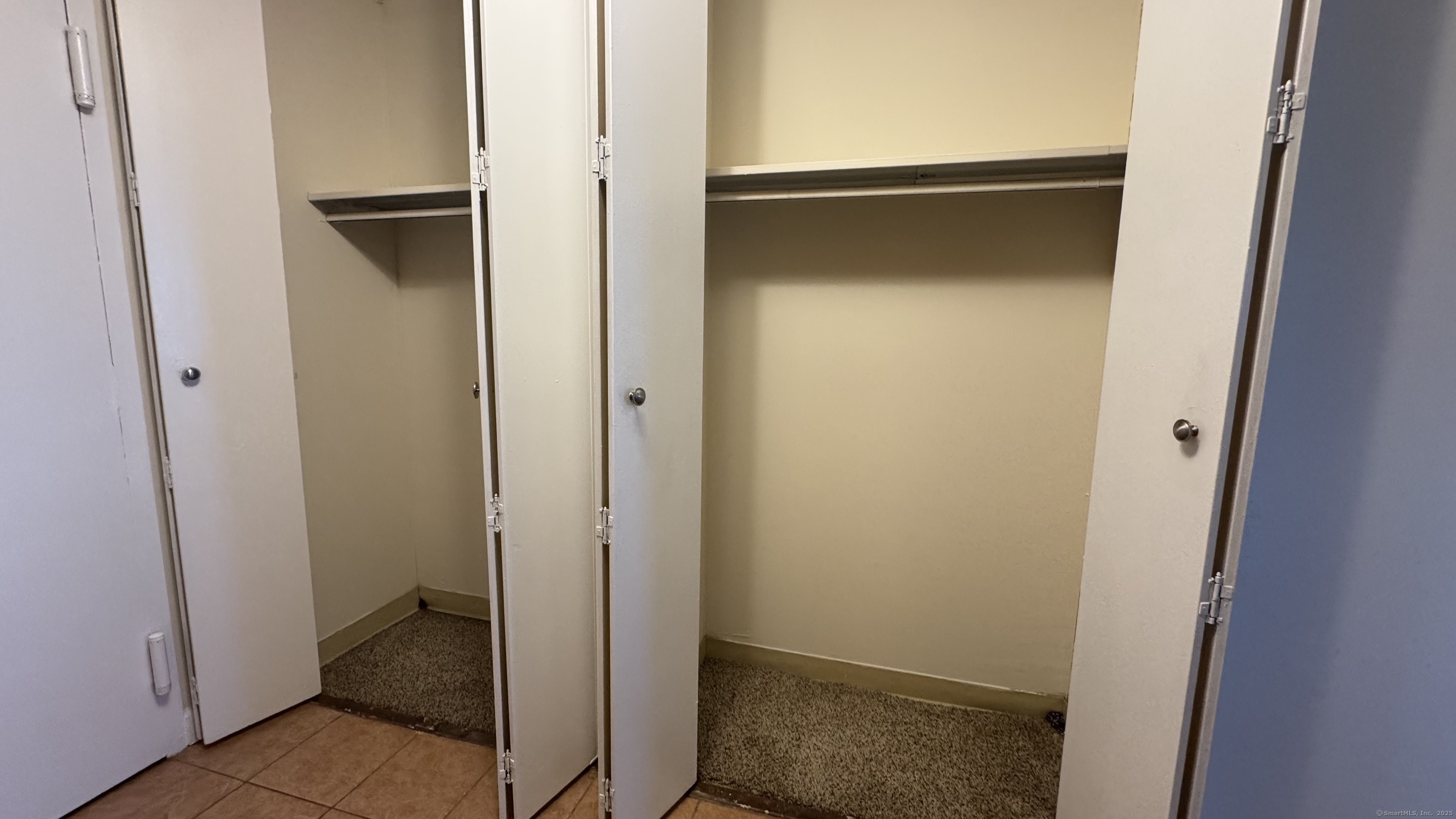 120 Huntington Turnpike 801