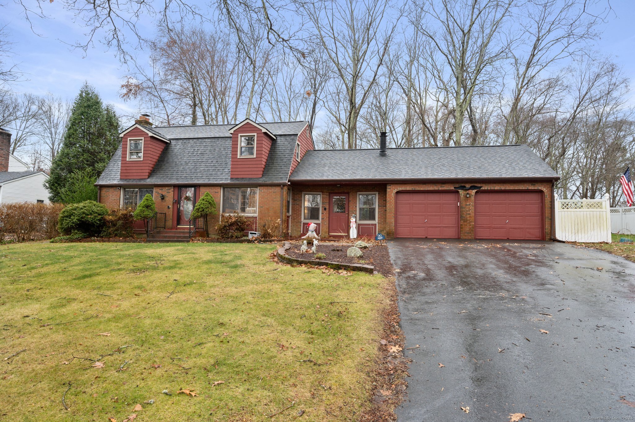 Property for Sale at 19 Inchcliffe Drive, Ledyard, Connecticut - Bedrooms: 3 
Bathrooms: 2 
Rooms: 7  - $419,900