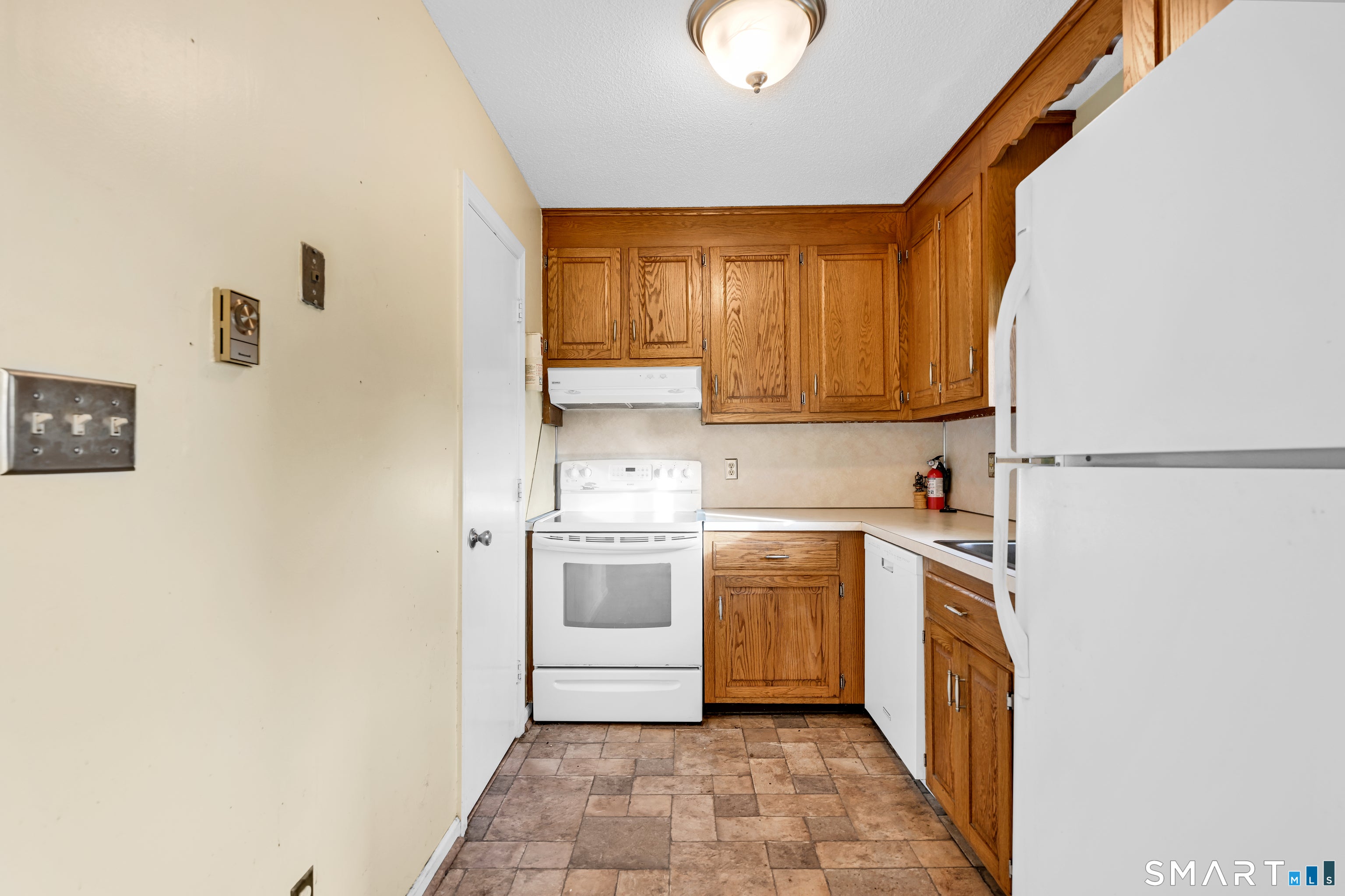 895 Matthews Street 49