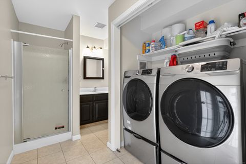 Tiny photo for 28 Margaret Circle, Naugatuck, CT 06770 (MLS # 24144184)