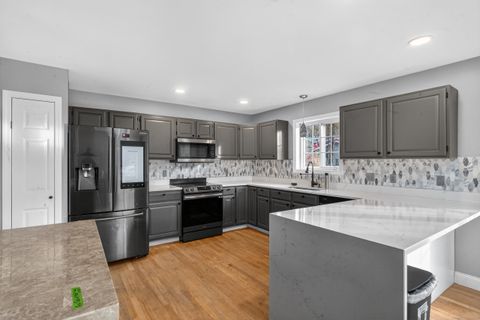 Tiny photo for 28 Margaret Circle, Naugatuck, CT 06770 (MLS # 24144184)