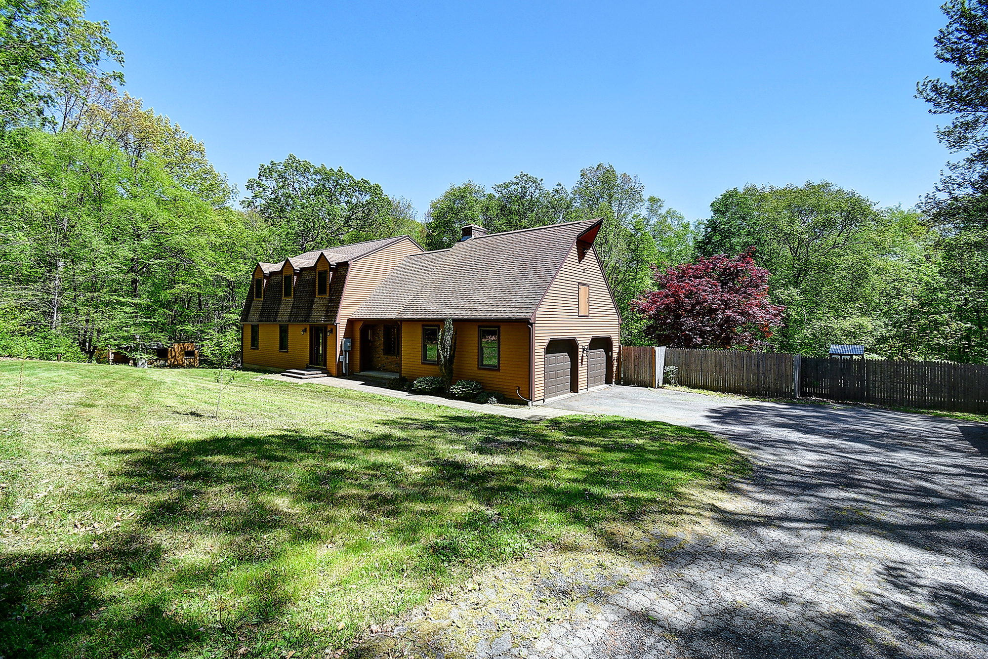 7 Stonegate Road, East Hampton, Connecticut image 2