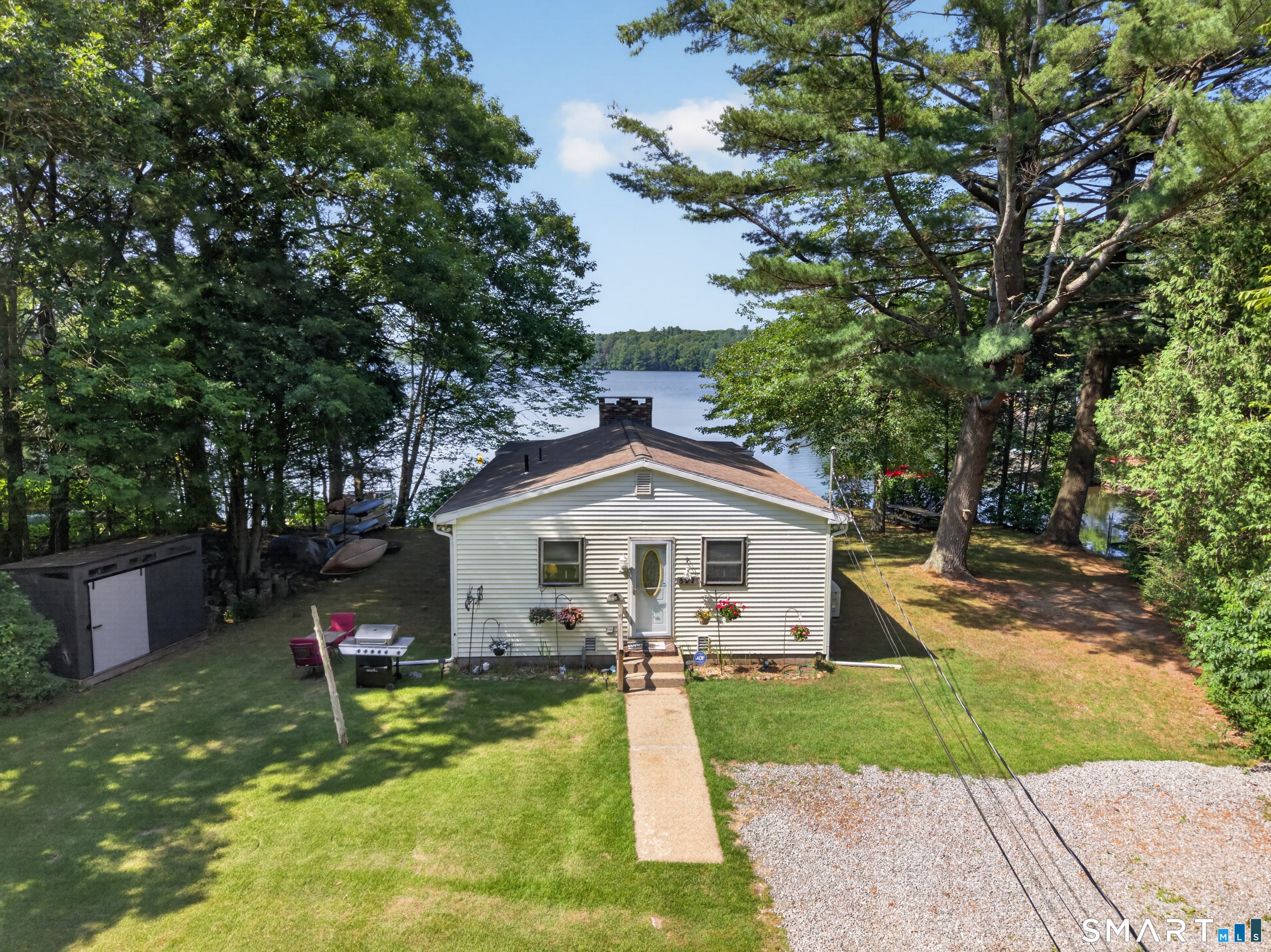 322 Lakeside Drive