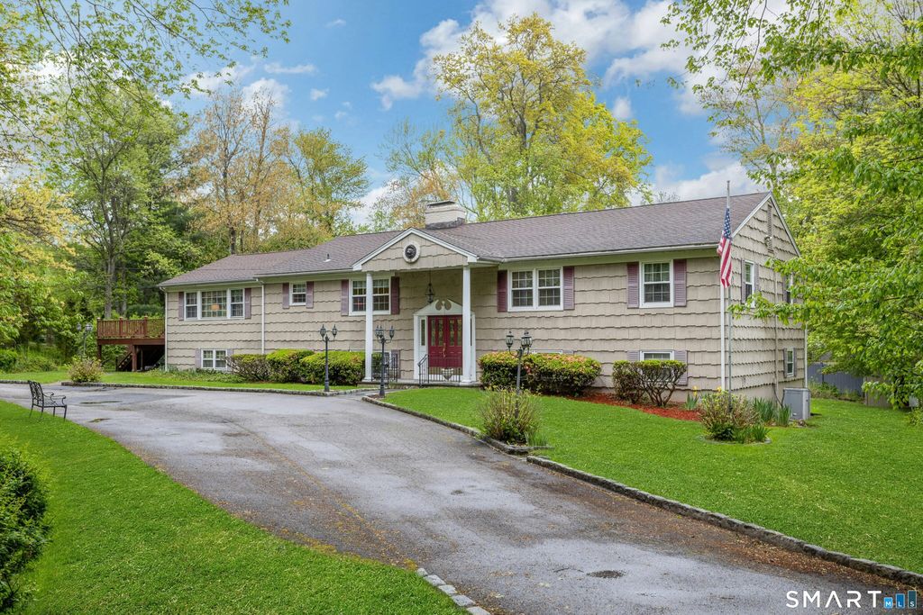 Photo of 189 Westover Road, Stamford, CT 06902 (MLS # 24172894)