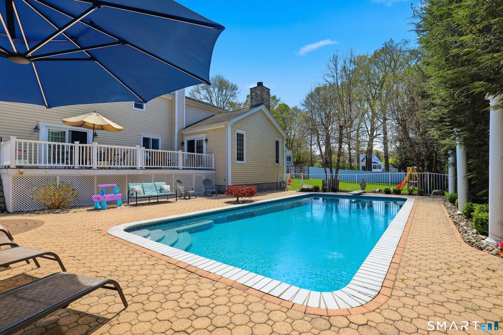 Photo of 33 Club Circle, Stamford, CT 06905 (MLS # 24172577)