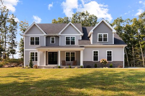 13 Twin Valley Road East Lyme CT 06333