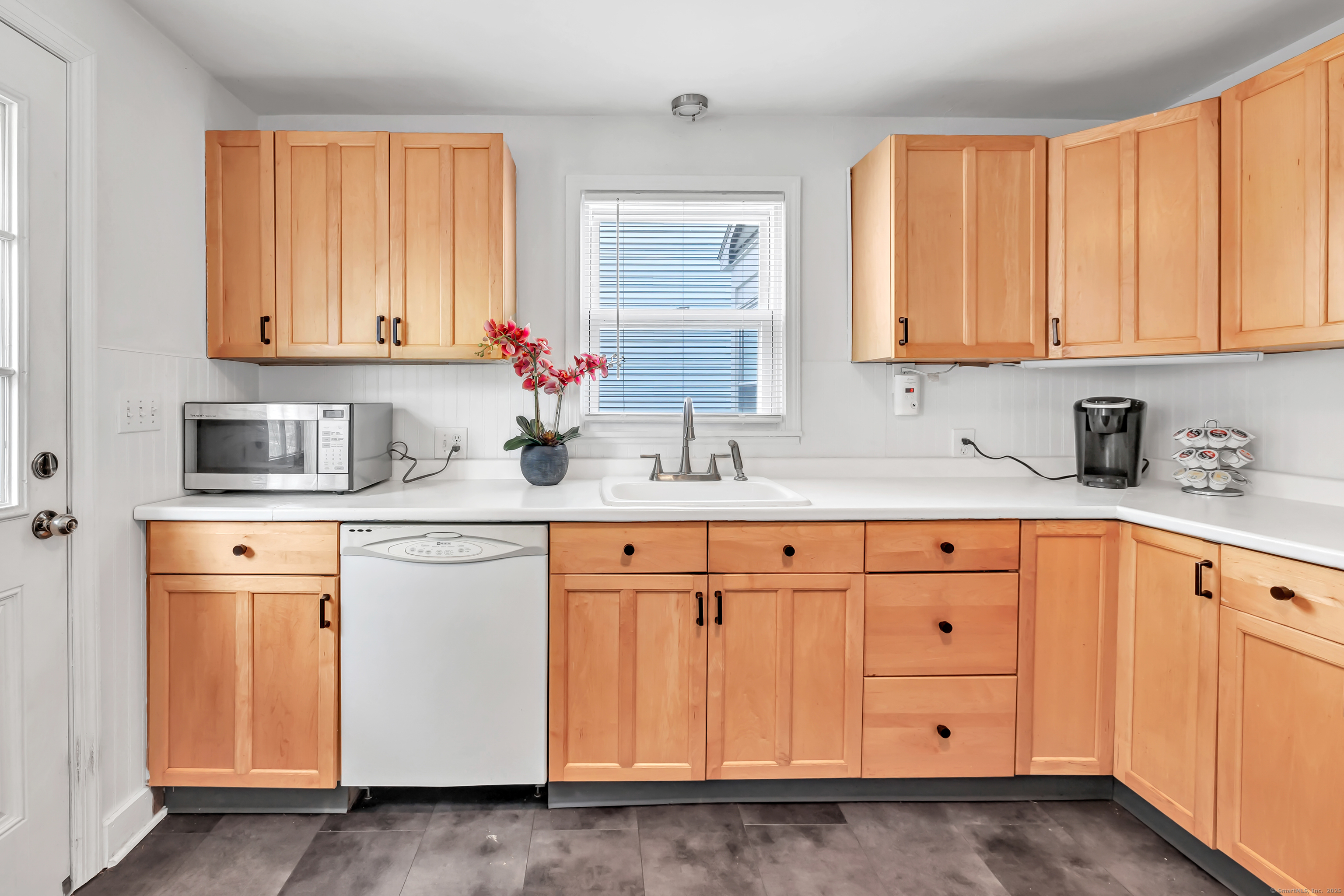 804 Washington Avenue Extension, Waterbury, Connecticut image 13