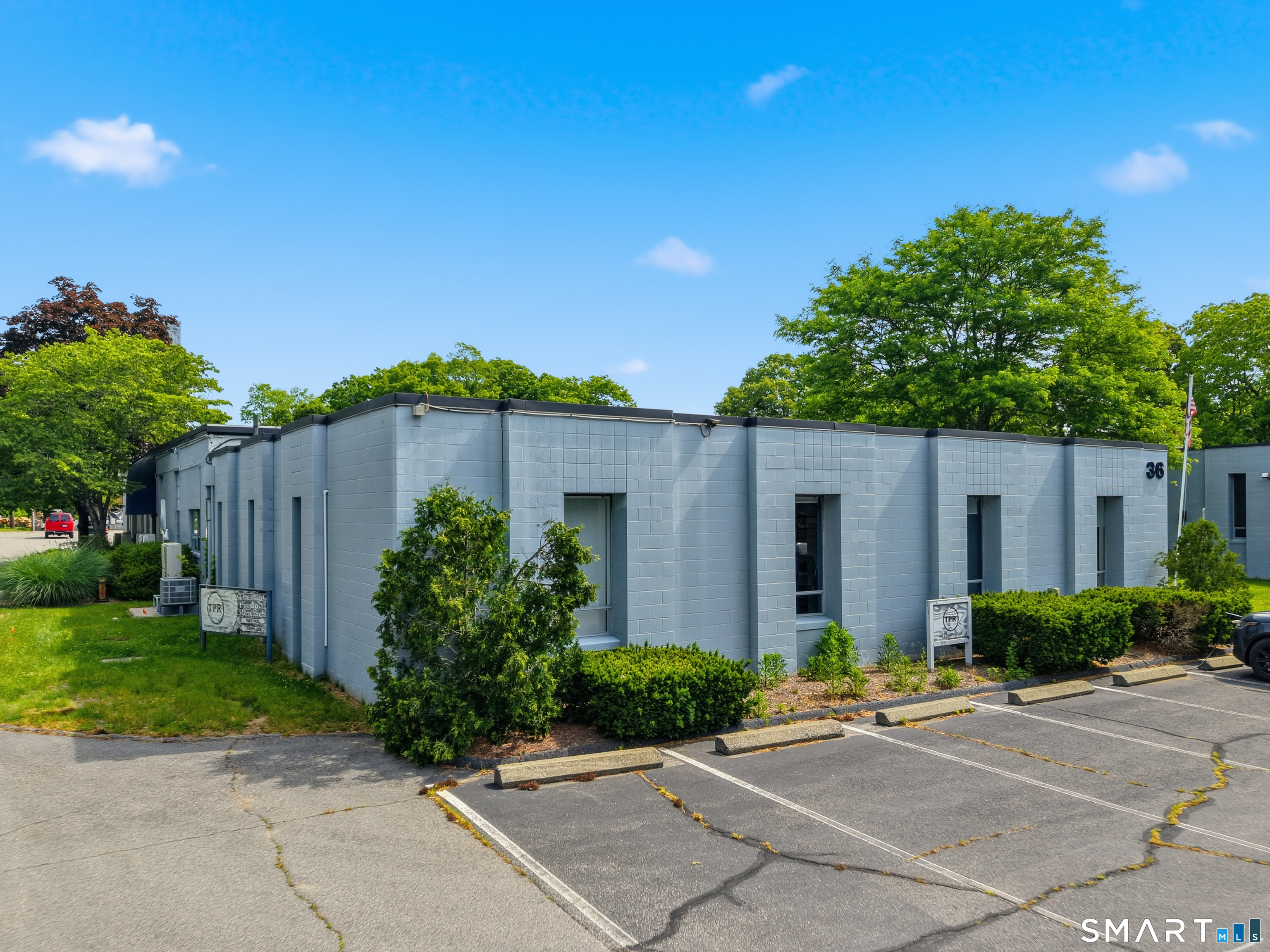 36 Plains Road
