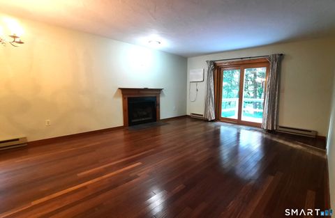 Tiny photo for 3 Woodstock Meadows #3, Woodstock, CT 06281 (MLS # 24175970)