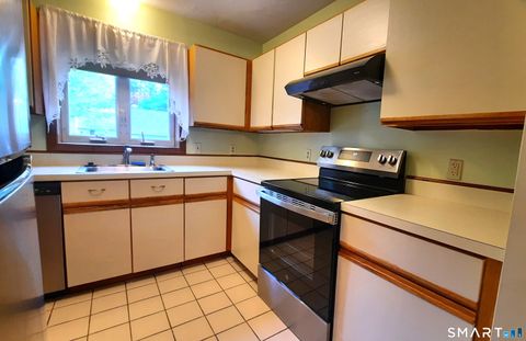Tiny photo for 3 Woodstock Meadows #3, Woodstock, CT 06281 (MLS # 24175970)