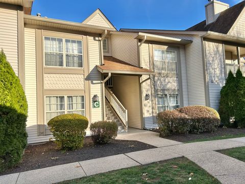 33 Langdon Court C202 Berlin CT 06037