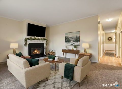 902 Misty Meadow Lane 902 South Windsor CT 06074