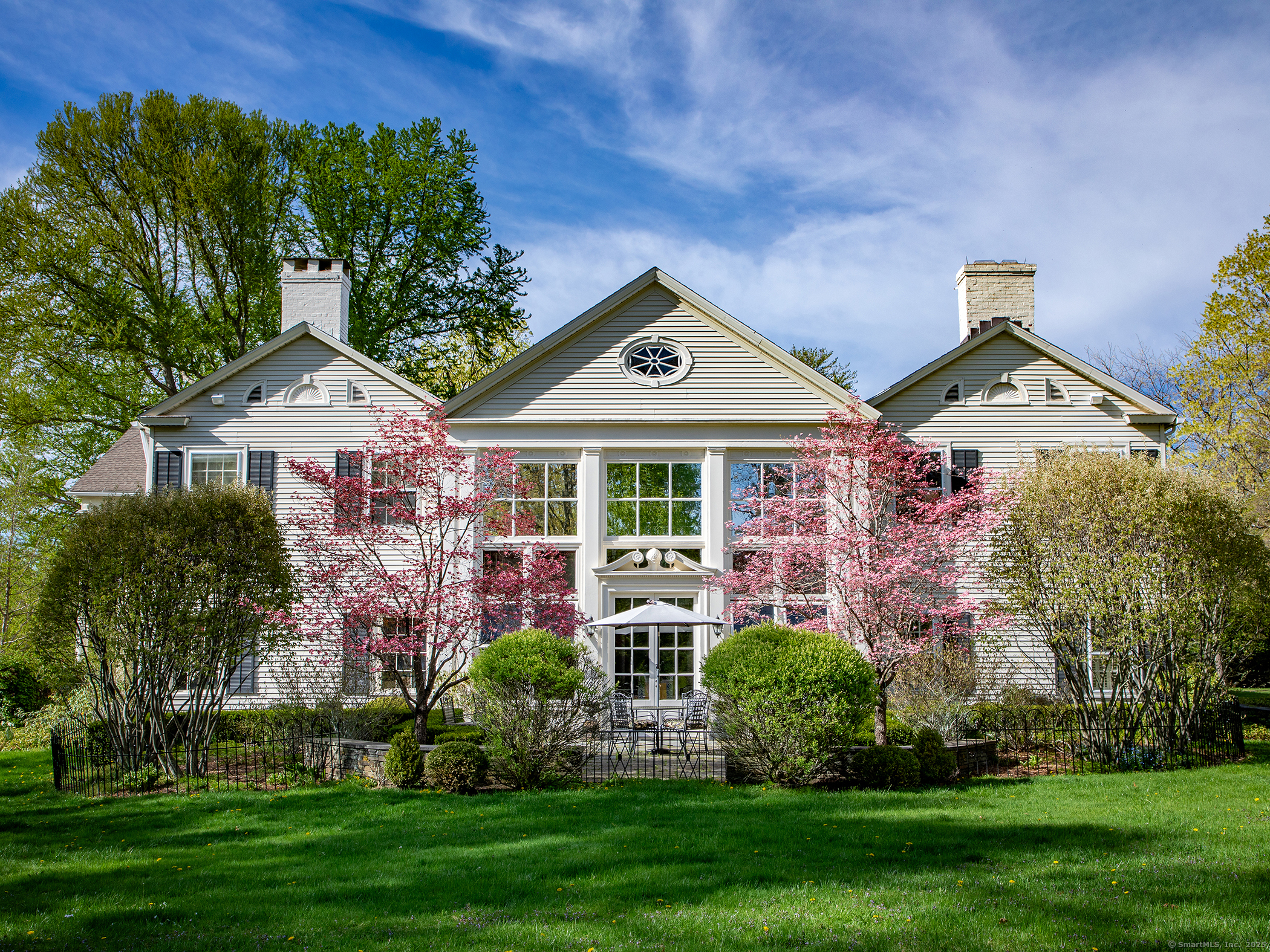 Great Elm Drive 1, Sharon, Connecticut - 8 Bedrooms  
8.5 Bathrooms  
16 Rooms - 