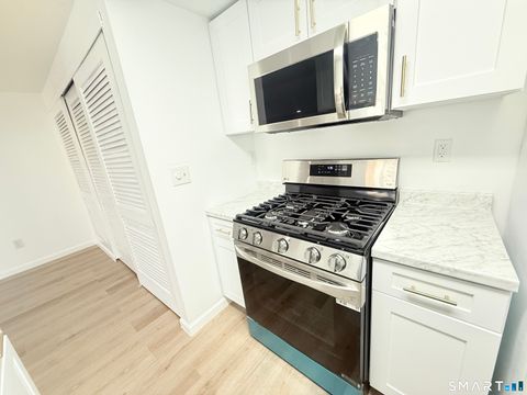 Tiny photo for 20 Little Oak Lane #20, Rocky Hill, CT 06067 (MLS # 24162406)